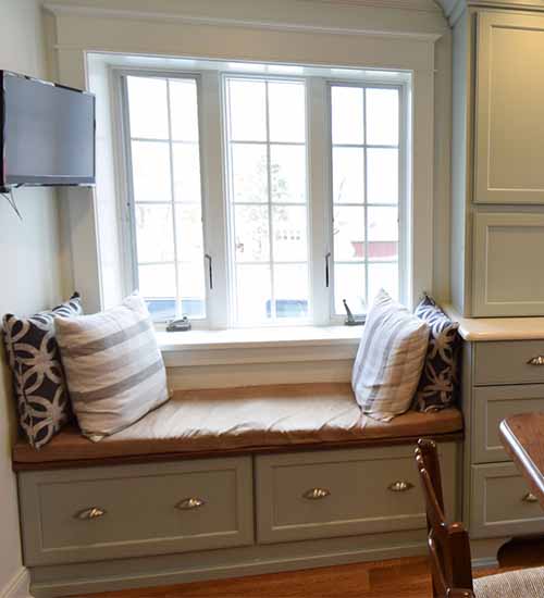 Williamsburg Bench Seating on Maple Cabinets with Rain Opaque